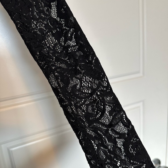 One sleeve body con dress - Picture 3 of 6